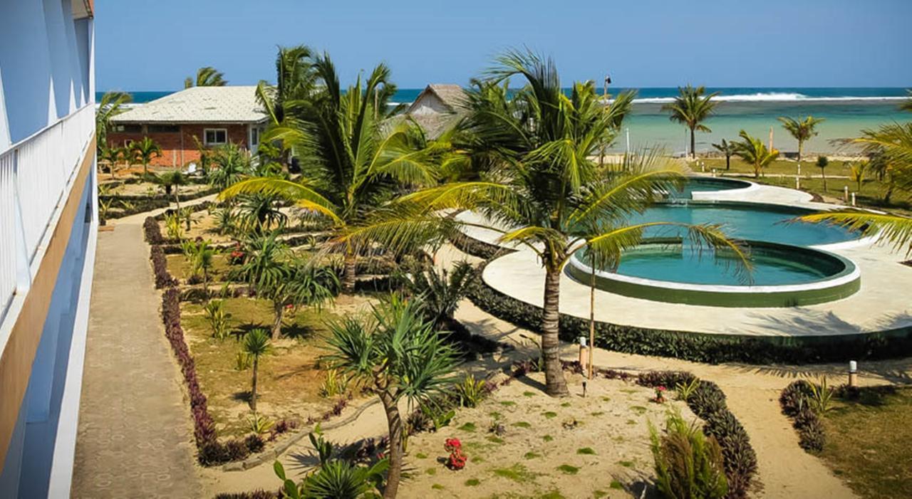 Turtle Beach Hotel Ujunggenteng Pokoj fotografie